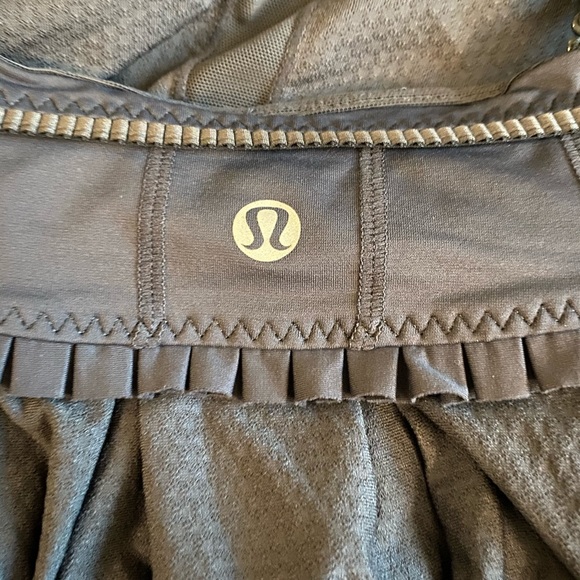 🍋 Lululemon Grey Tank Top - Picture 5 of 6